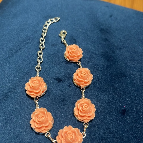 Peony /Rose Bracelet & Earrings Set Special NWOT - Picture 3 of 8